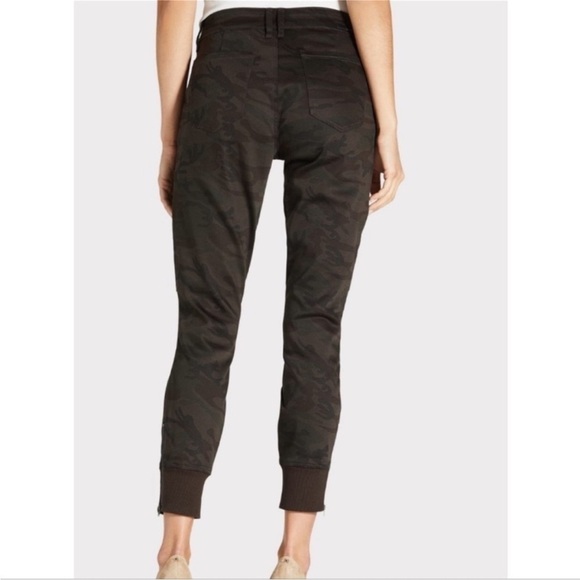 Evereve Level 99 Julia Utility Midnight Camo Jogger Size 28 NEW - Picture 4 of 6